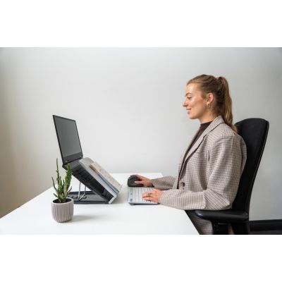 9. BakkerElkhuizen Ergo-Q330 Circular retail laptop stand