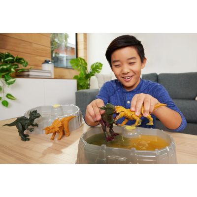 2. Jurassic World JDC61 Kids Figure