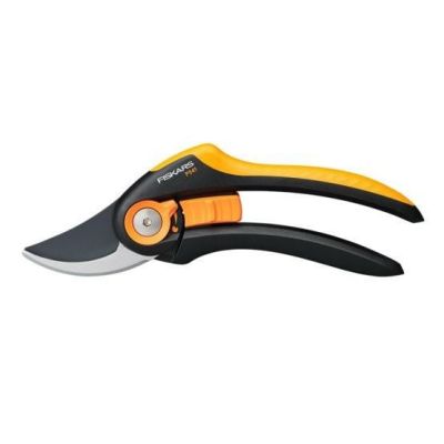 5. Fiskars Plus SmartFit P541 Bypass Garden Shears Black, Orange