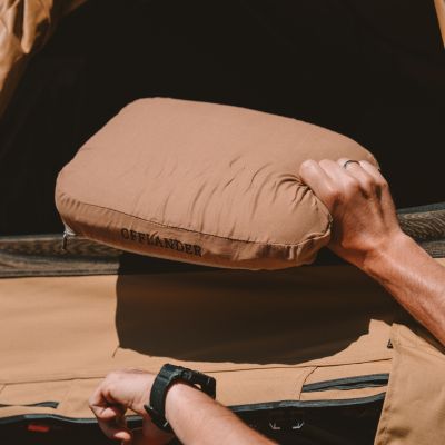 36. OFFLANDER CAMPING PILLOW