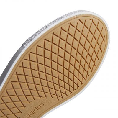 5. Adidas Vulc Raid3r Skateboarding M GY5494 shoes