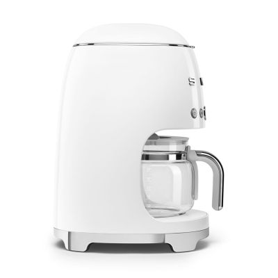 5. SMEG DCF02WHEU coffee machine