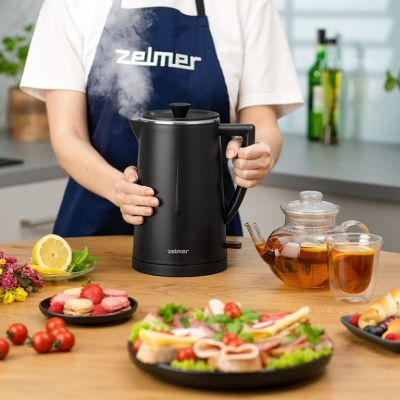 6. Kettle 1.7L 1500W ZCK8020 Zelmer