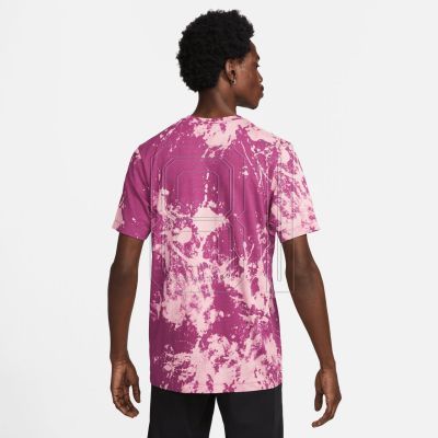 7. Nike Dri-FIT M DZ2729-653 T-shirt