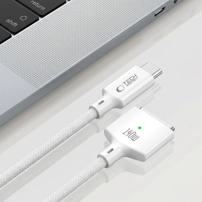 5. Tech-Protect MMC01 Ultraboost USB-C / USB-C MagSafe 3 140W 200cm Cable for MacBook - White