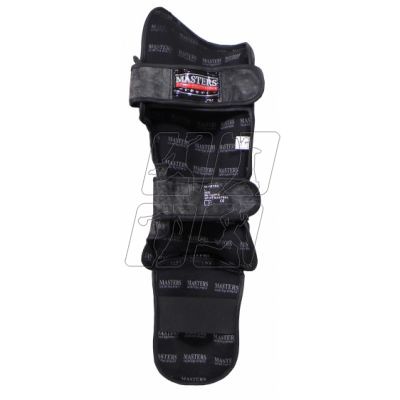 4. Masters NS-RETRO 11999-RM shin guards