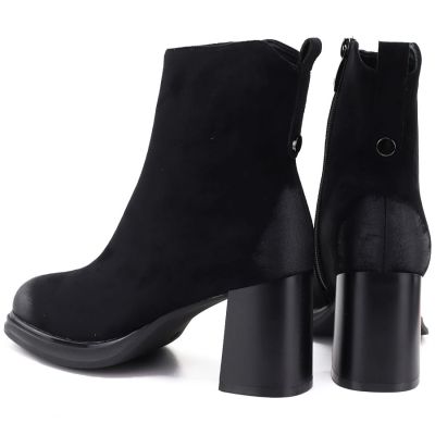 5. Black women’s heeled platform ankle boots Potocki SZ12844