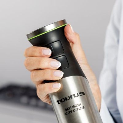 3. Taurus 1500W hand blender with accessories (chopper, whisk, steel tip, measuring cup)