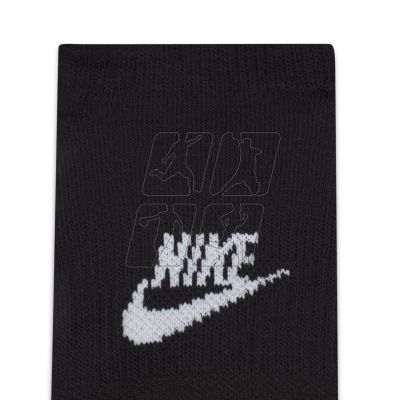 3. Nike Everyday Plus Cushioned DN3314-010 socks