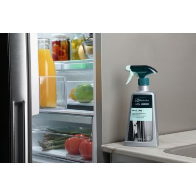 3. ELECTROLUX M3RCS301 refrigerator cleaner 500ml