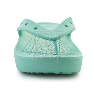 2. Crocs Classic Platform Flip W Oxygen W 207714-3UG