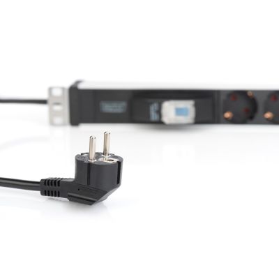 6. Digitus PDU 19" Rack Power Strip, 6x Schuko, 2.0m, 1x Unischuko plug, 16A, circuit breaker, aluminum profile