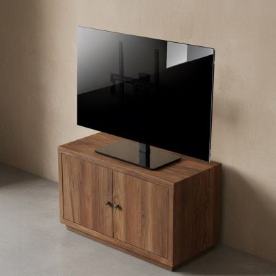 32. MACLEAN UNIVERSAL TV STAND, LEGS MC-450