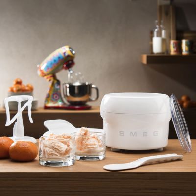 18. Smeg SMIC01 Kitchen Machine Ice Cream Maker