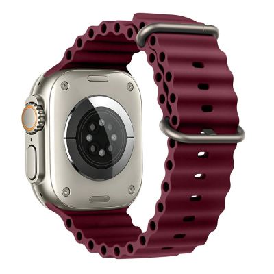 2. Tech-Protect Iconband Pro strap for Apple Watch 44 / 45 / 46 / 49 mm - burgundy