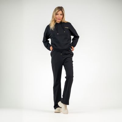 7. Women's WAVE Sweatshirt