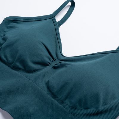 4. IQ Ilaria W 92800625363 Sports Bra