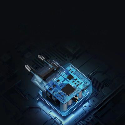 3. Ugreen USB Type C charger 25W Power Delivery + USB Type C cable 2m black (50581)