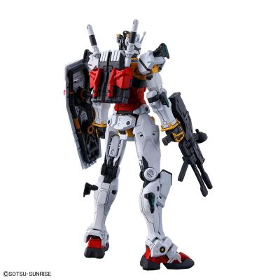 3. HGGQ 1/144 RX-78-02 WHITE GUNDAM