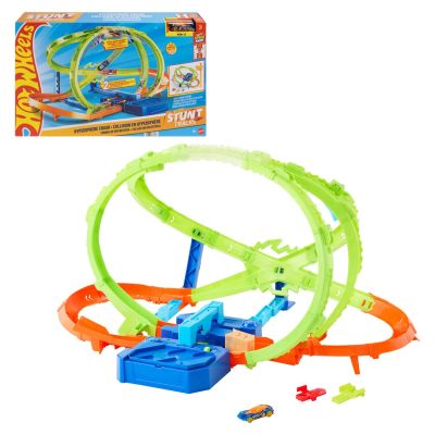 2. Hot Wheels JMG48 toy car