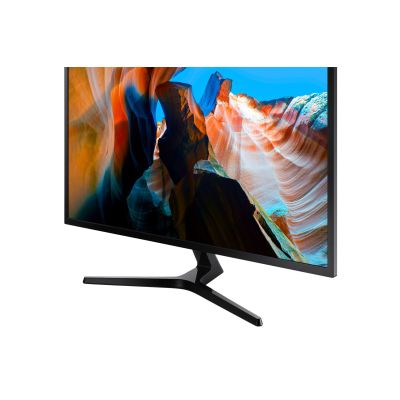 6. SAMSUNG LED MONITOR 31.5" LU32J590UQPXEN