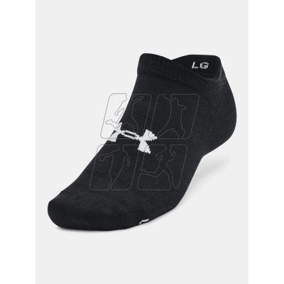 2. Under Armor socks 1382611-002