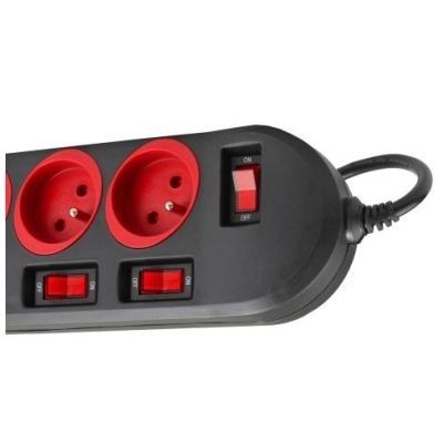 5. MACLEAN 5-OUTLET POWER STRIP MCE204