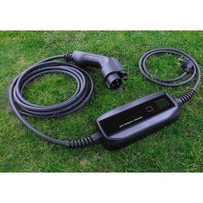 3. Extralink Portable Electric Car Charger BS-PCD030 16A 3.6kW Schuko 1 Phase, 5.5m, LCD Display, IP67