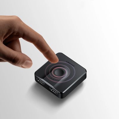 3. Ugreen switch HDMI splitter switch - 2x HDMI 4K 60Hz black (CM217)