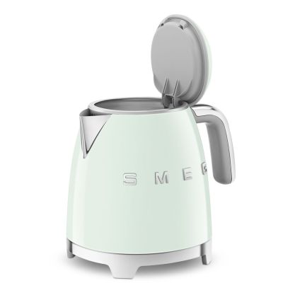 36. SMEG kettle model KLF05PGEU mini 0.8L pastelgreen