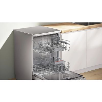 5. BOSCH SMS25GI09F dishwasher