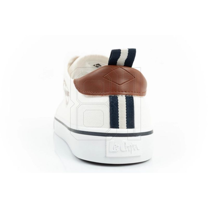 5. Lee Cooper M LCW-25-02-3240M shoes