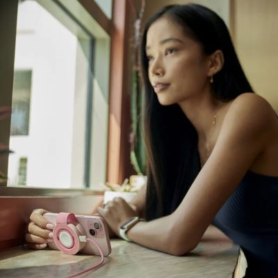 8. Twelve South ButterFly SE - Qi2 wireless charger for two devices, compatible with MagSafe, USB-C cable included (pink)