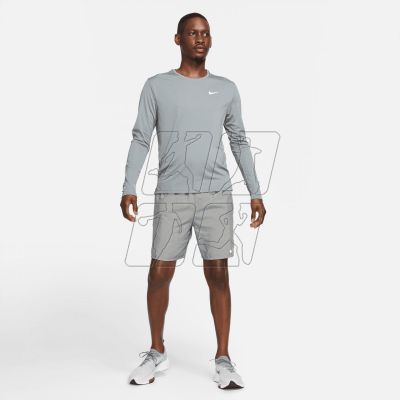 5. Nike Dri-FIT Miler M DD4576-084 T-shirt