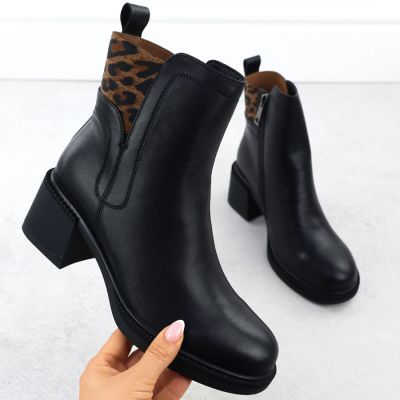 2. Black leather ankle boots with a block heel, Vinceza 26-66855