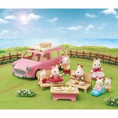 10. Sylvanian Families 5535 Toy Set
