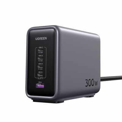 2. Ugreen 90903B Mobile Charger Universal Black, Gray AC Fast Charging Internal