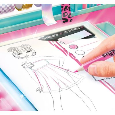 6. Canal Toys So Slime Fashion Designer Light-Up Studio