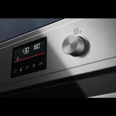 2. ELECTROLUX EOF4P56X Oven with Pyrolytic Cleaning