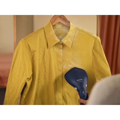 18. PHILIPS STH7020/20 Garment Steamer