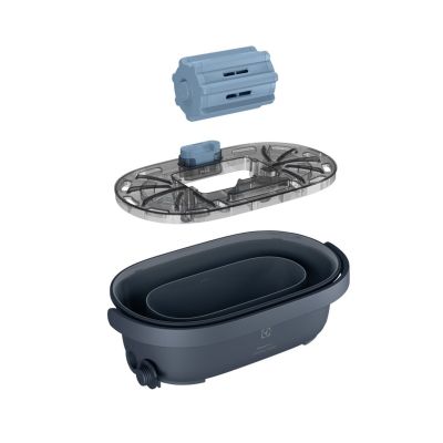 2. Electrolux EPPCS2 Cleaning Station Upright Vacuum Cleaner