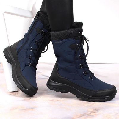 6. DK W DK61B snow boots