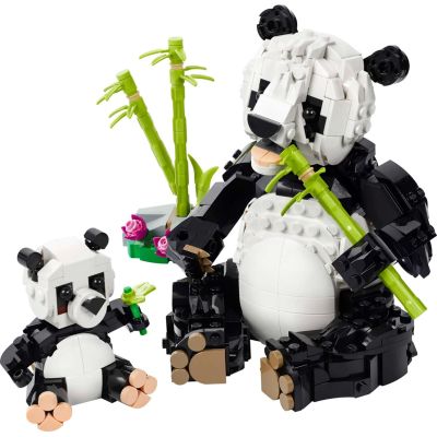 3. LEGO Creator 3in1 31165 - Wild Animals: Panda Family