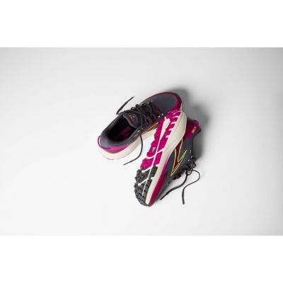 9. Brooks Running Divide 6 W 1204491B087.105 Running Shoes