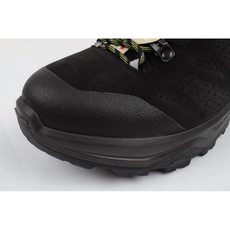 7. Aku Adapta Gore-tex M 490388 shoes