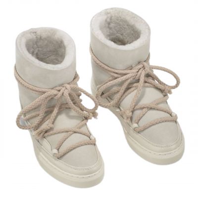 2. Inuikii Classic W 75202-005 Snow Boots