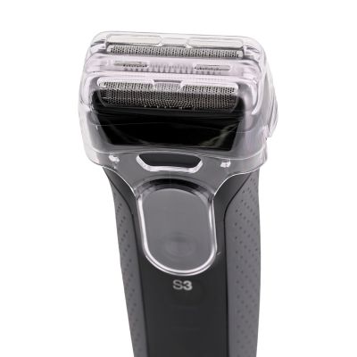 10. Braun Serie 3 3000S Foil Shaver Gray