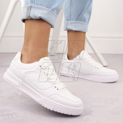 7. Big Star W OO274A549 white sports shoes