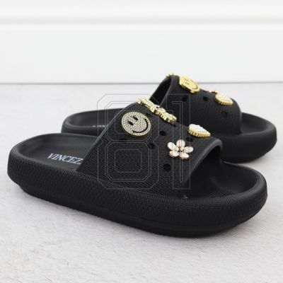 8. Vinceza W 76055 JAN404A flip-flops