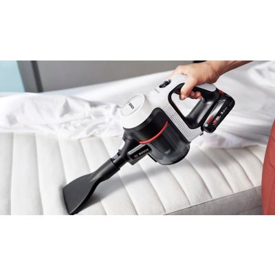 31. BOSCH BCS 711XXL vacuum cleaner